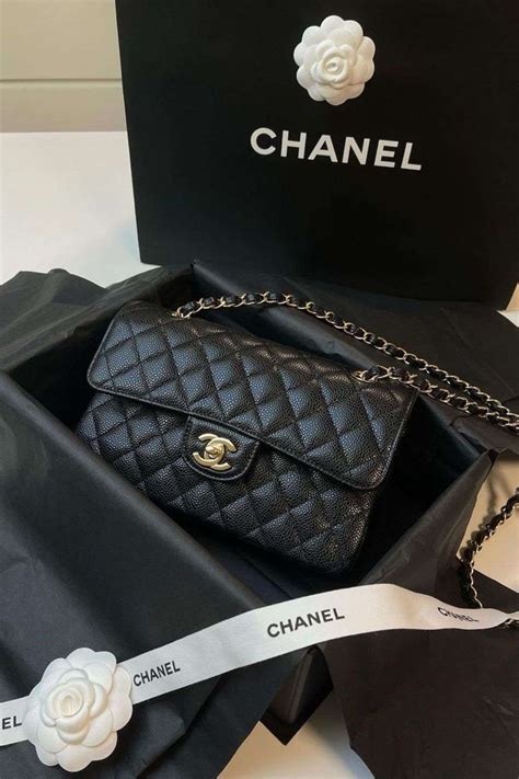 chanel le boy lambskin|chanel lambskin vs caviar.